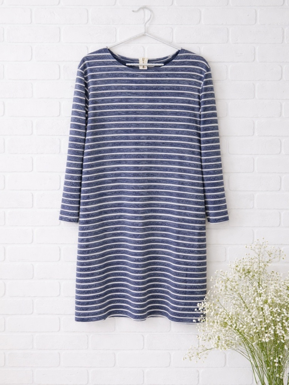 Sail to Sable Textured Knit Stripe Long Sleeve Dress in Navy Size S